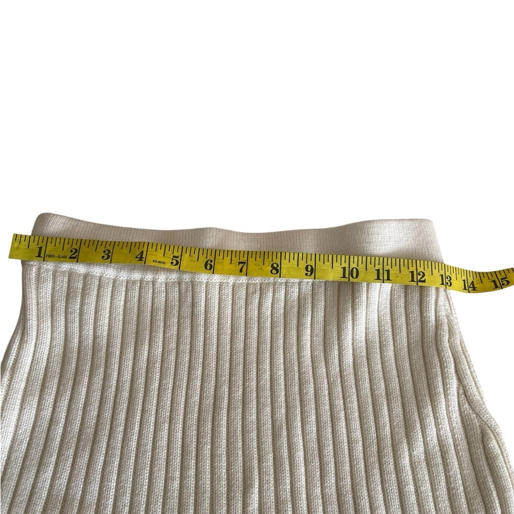 Jonathan Simkhai Cream Ribbed Turtleneck 

Skirt and sweater 100% Merino wool - Picture 9 of 16